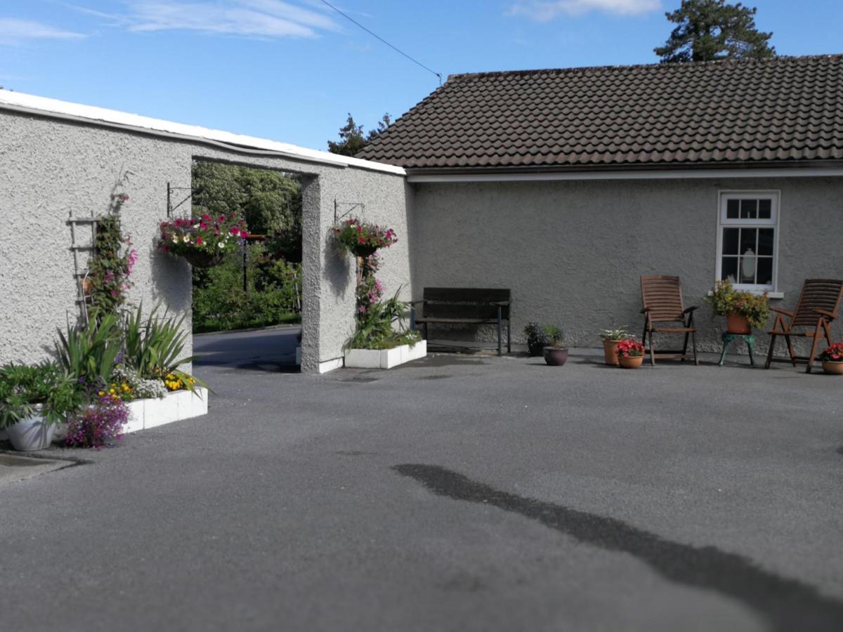 Tower View Lodge Ennis Exterior foto