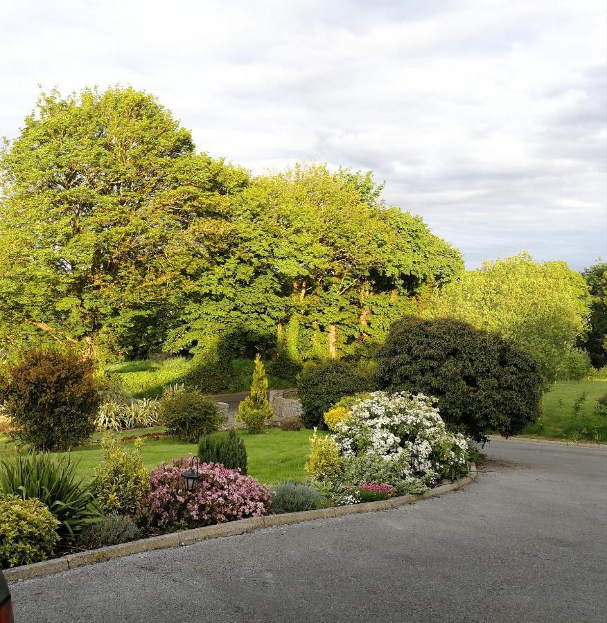 Tower View Lodge Ennis Exterior foto