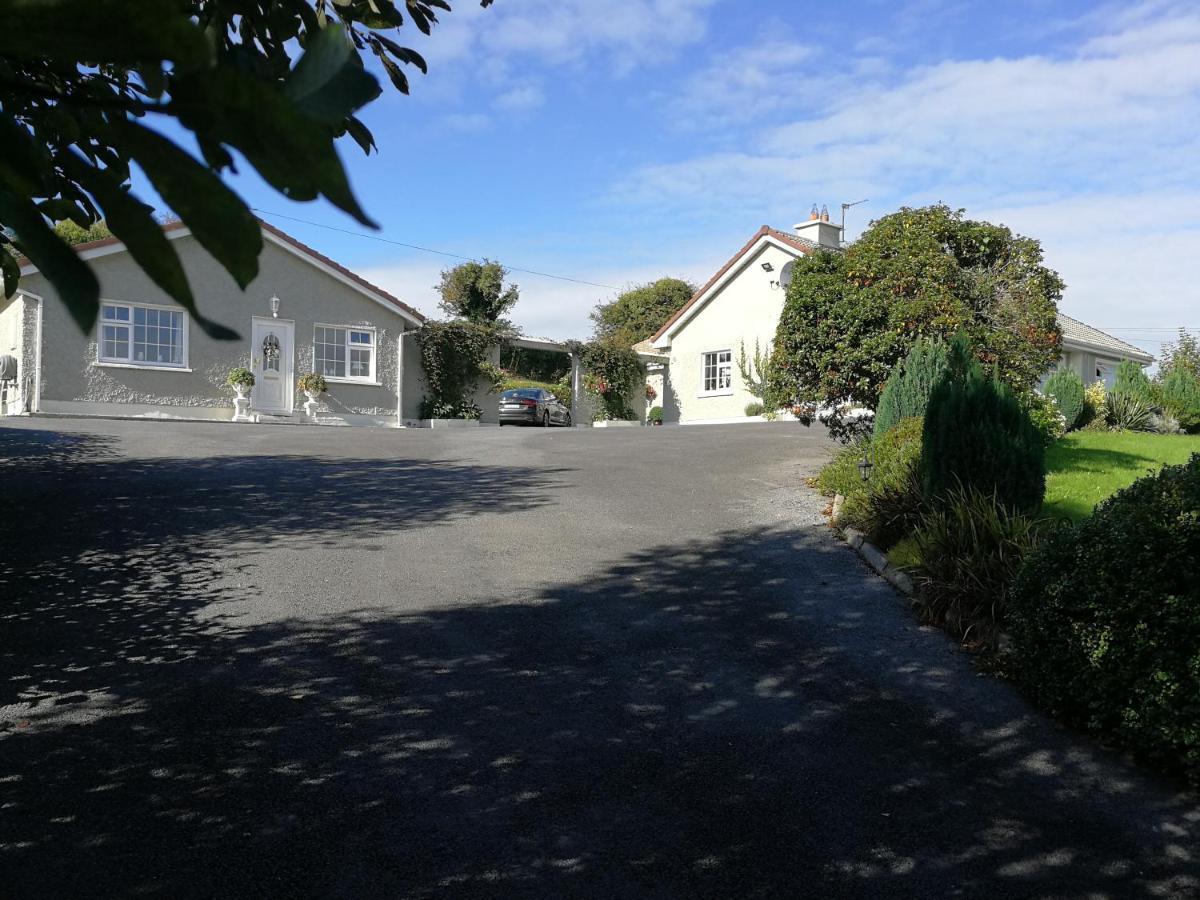 Tower View Lodge Ennis Exterior foto