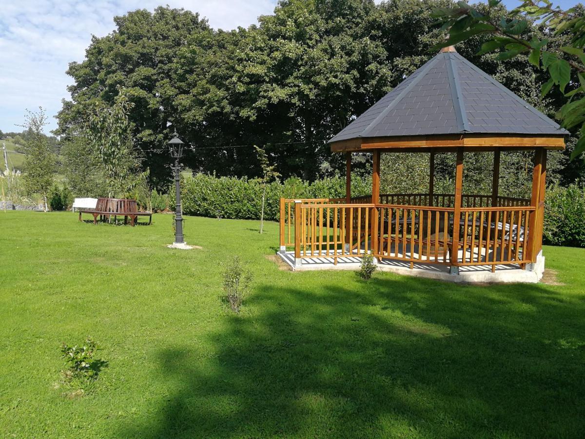 Tower View Lodge Ennis Exterior foto